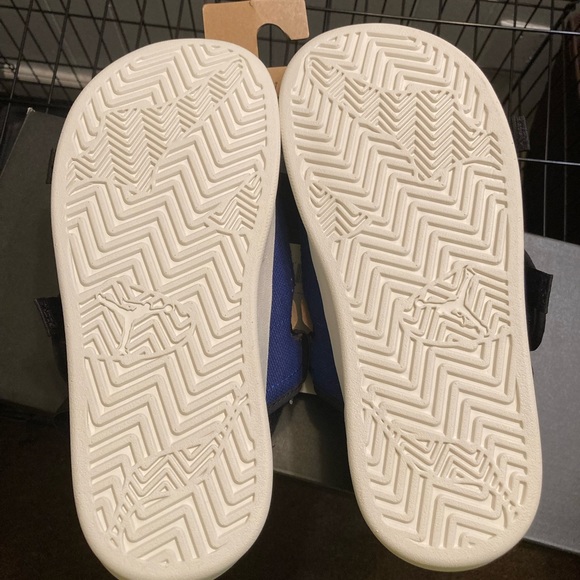Jordan LS slide - Picture 2 of 2